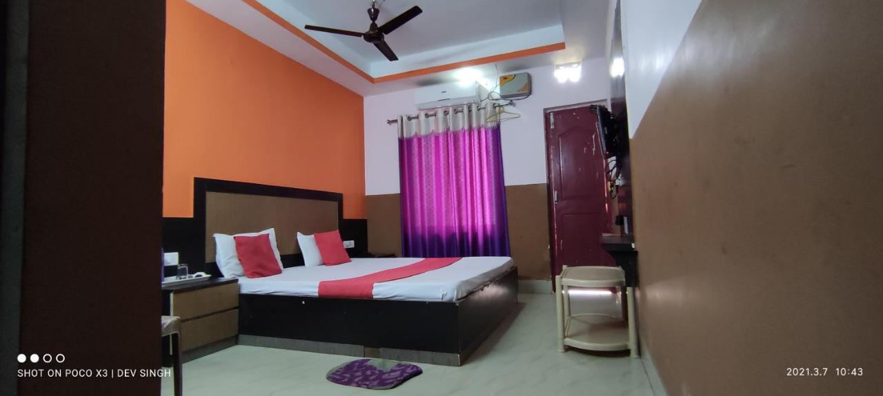 Samrat Palace Near Sea Beach Best Choice Of Travellers By Morservices Hotel 3*