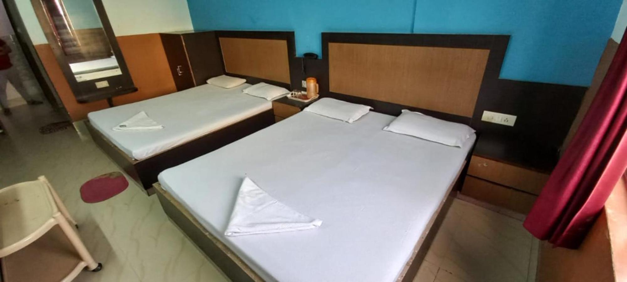 Samrat Palace Near Sea Beach Best Choice Of Travellers By Morservices Hotel 3*