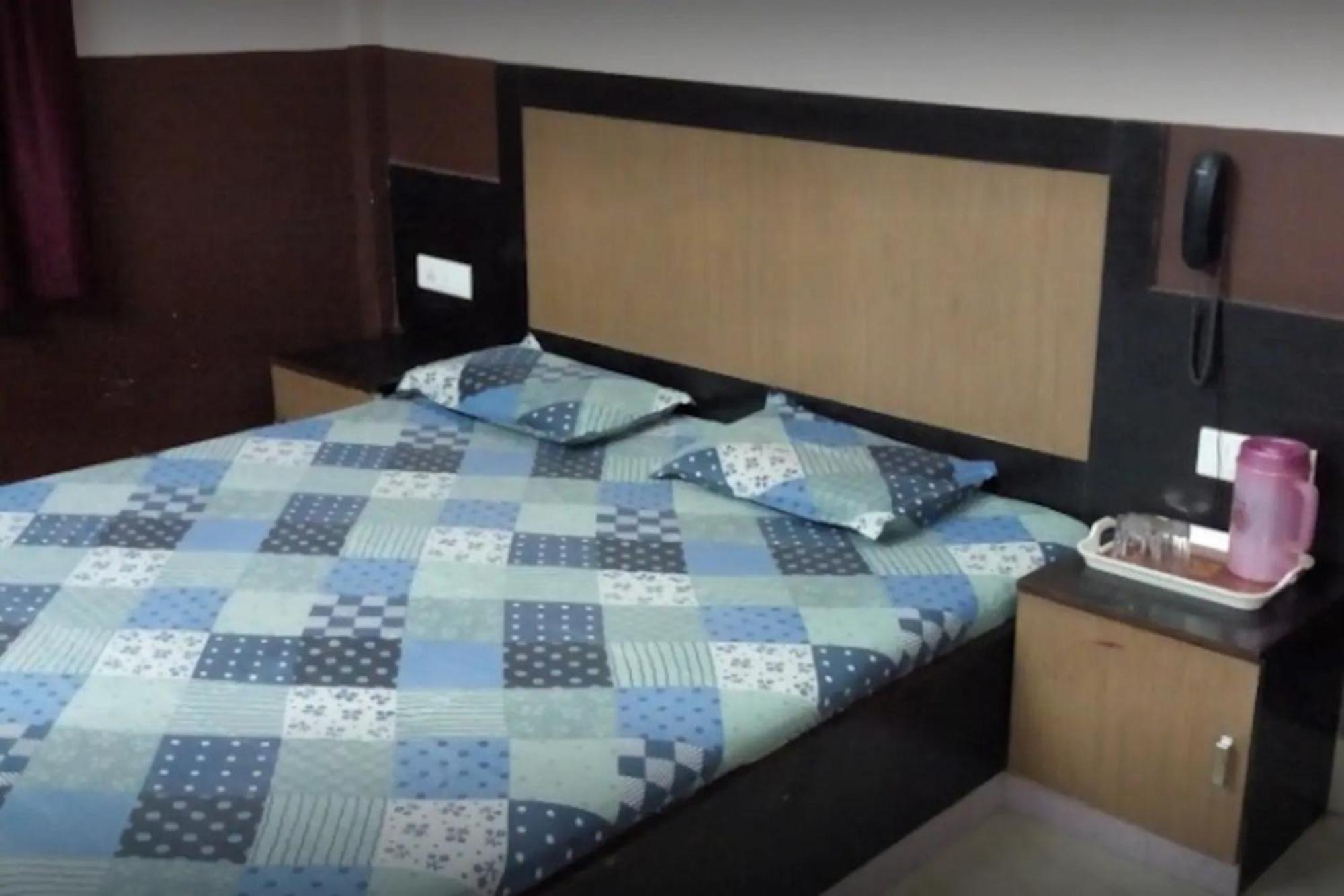 Samrat Palace Near Sea Beach Best Choice Of Travellers By Morservices Hotel 3*